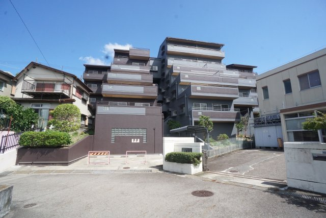 ソリッソ宝塚