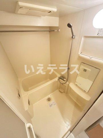 アーバングリーン神戸元町の浴室