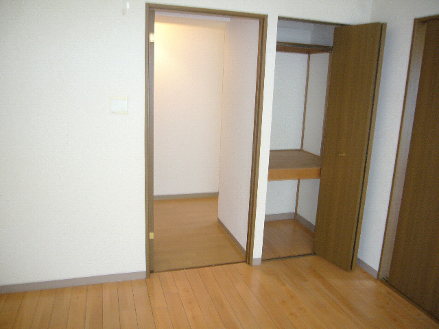 シャルム壱番館の収納
