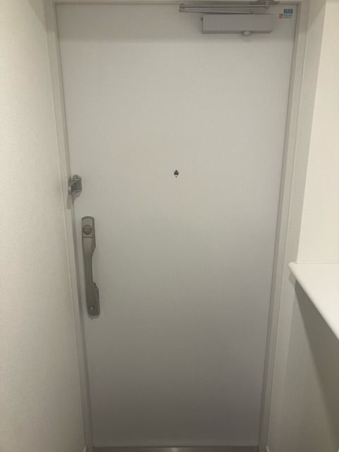 エスポワール赤坂の玄関