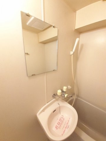 湯浅ビルの洗面所|使いやすい洗面所です