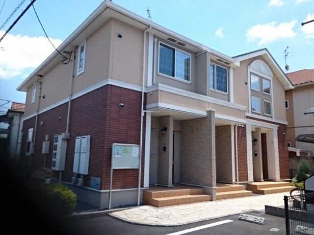 サンシャイン富田の外観|おしゃれな外観です