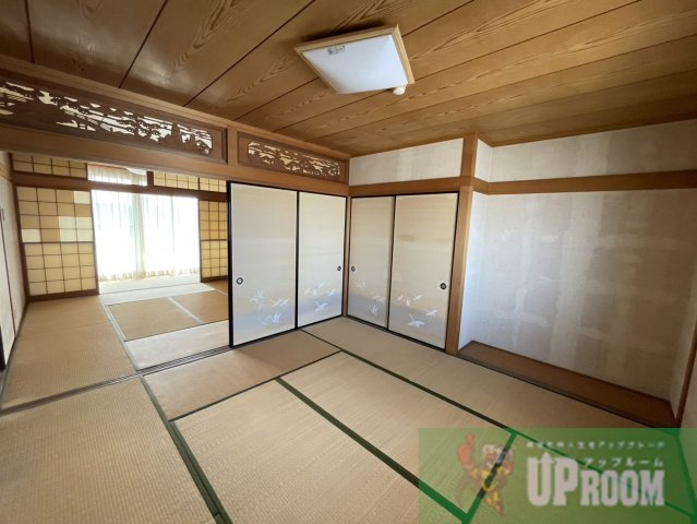 サンシャイン鳥居松の和室