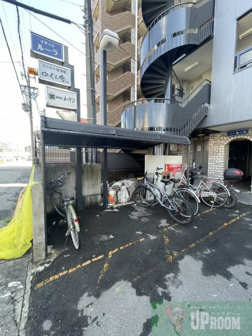 サンシャイン鳥居松の駐車場