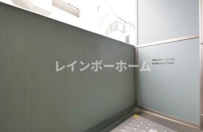 PREMIUM CUBE G 上野のバルコニー
