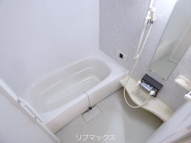 【浴室】クレセント小松