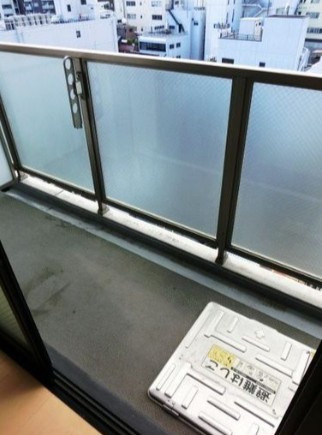 グラントゥルース神田岩本町のバルコニー