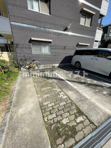 デイグラン長居公園の駐車場