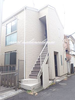 フラット城山のロビー