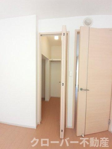 カーサ　ベレッツァＢの収納