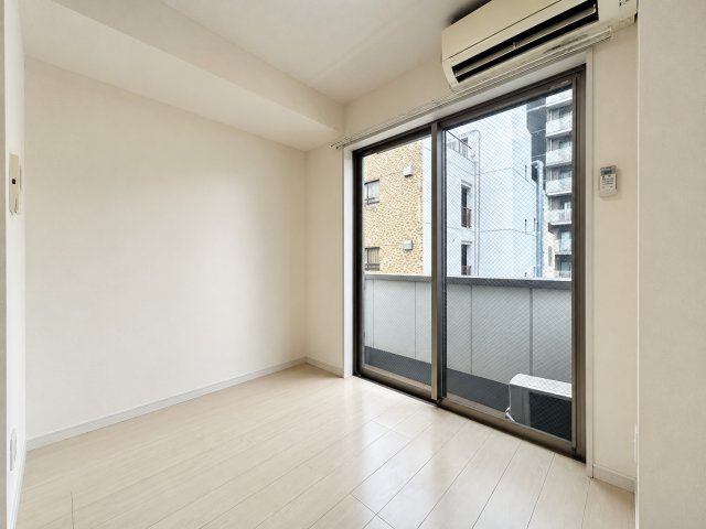 台東区入谷１丁目の賃貸マンションの居間・リビング