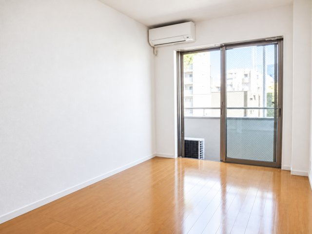 LEO参拾伍番館