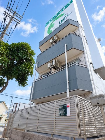 LEO参拾伍番館の外観