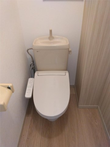 ジュネス焼津　Ａのトイレ