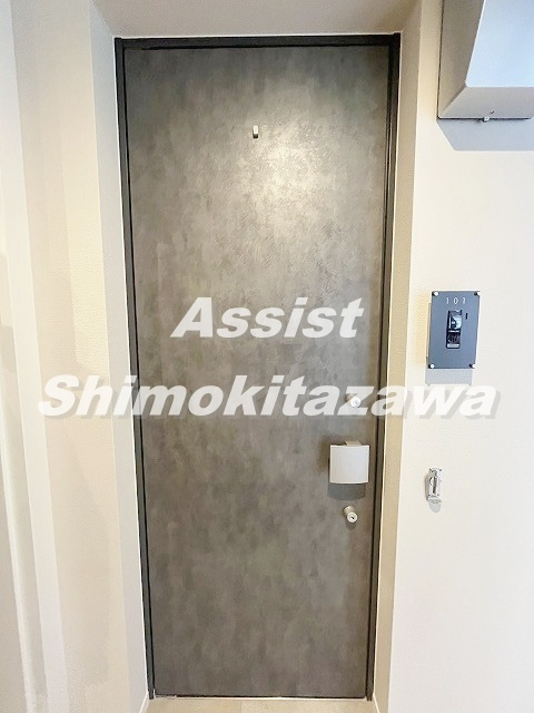 （仮称）下馬4丁目メゾンの玄関