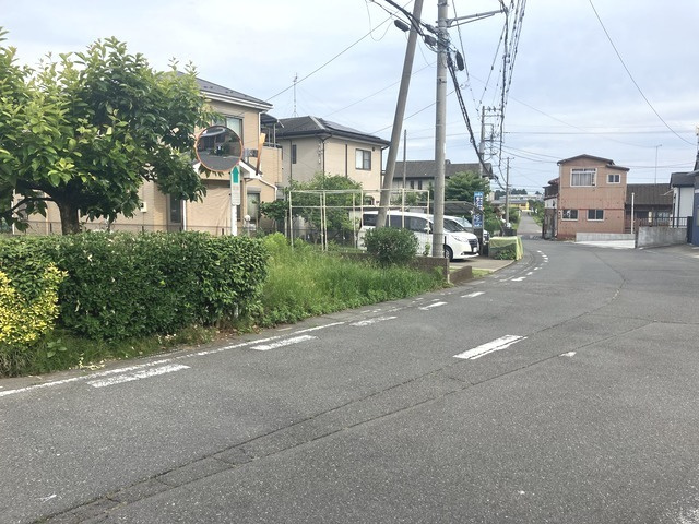 川越市大字笠幡の前面道路含む現地写真