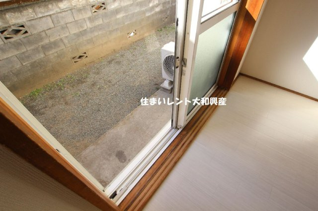 トラッドハウス12番館のバルコニー