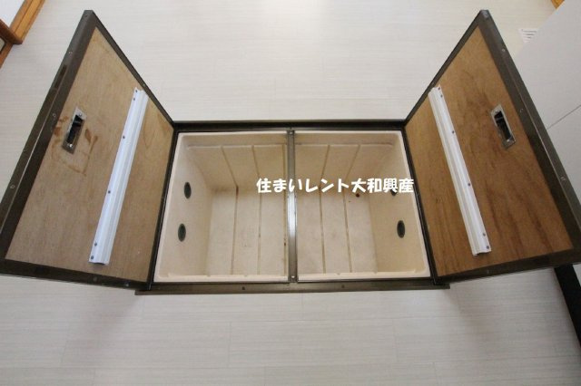 トラッドハウス12番館の収納