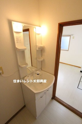 トラッドハウス12番館の洗面所