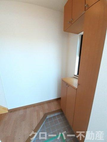 フォー・シーズンズ　Ｂ棟の玄関