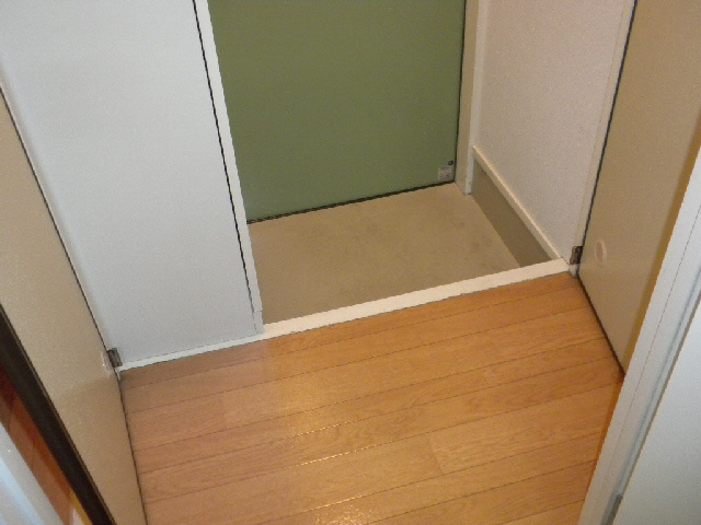 コンフォートKUSAKAの玄関