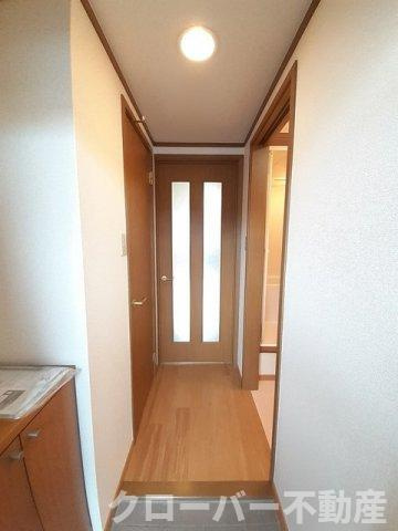 メゾニティー・室町の玄関