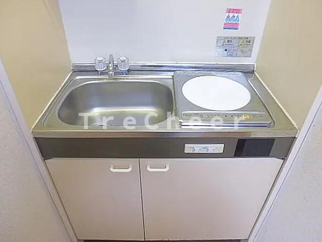壱番館小林のキッチン