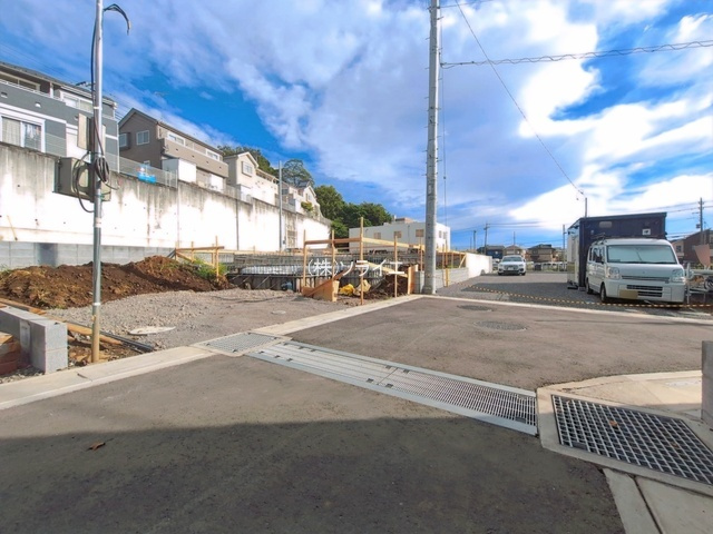 戸建 入間市高倉５丁目の前面道路含む現地写真