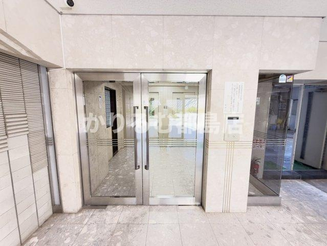 ラレジダンスド京橋のエントランス