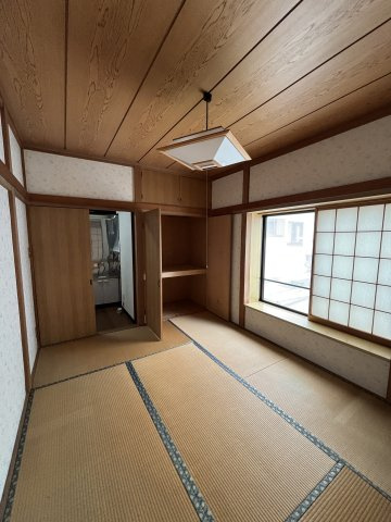 大岡五丁目戸建ての和室