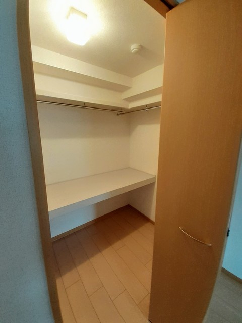 WAVES＆SHEELSの収納
