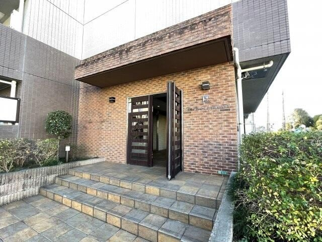 スカイコート都立家政ＥＡＳＴのエントランス