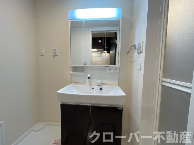 イニシオ　Ａの洗面所|洗髪洗面化粧台
