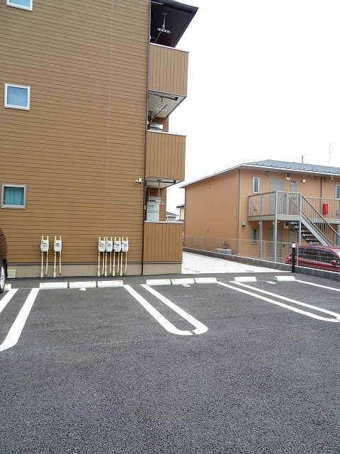 カルフールの駐車場