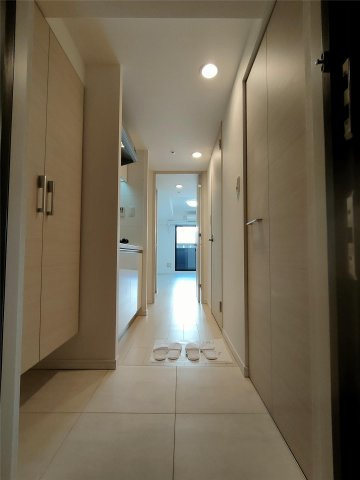 S-RESIDENCE神戸磯上通の玄関