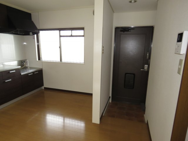 霞ポリテの内装