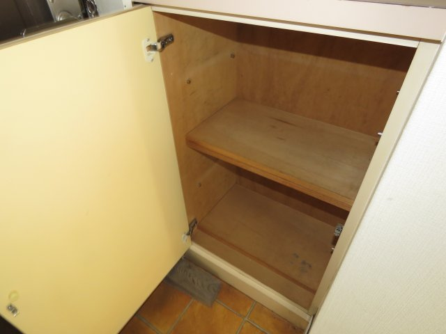 霞ポリテの収納|シューズボックス