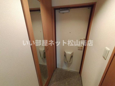 【玄関】 | ブライムボォウレジデンス　Ｃ棟