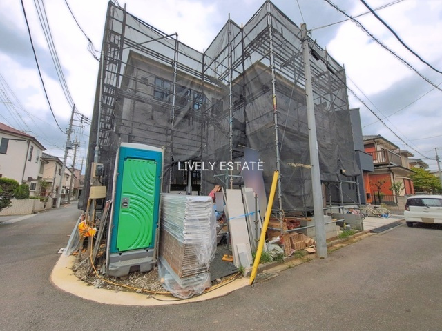 越谷市大字大里 新築分譲住宅の外観