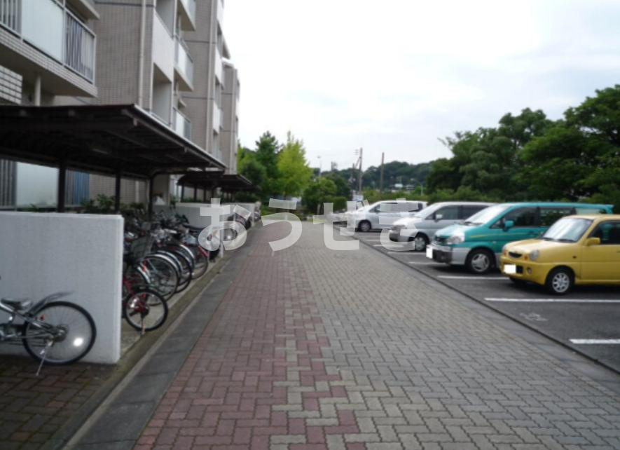 シーブリーズ金沢の駐車場