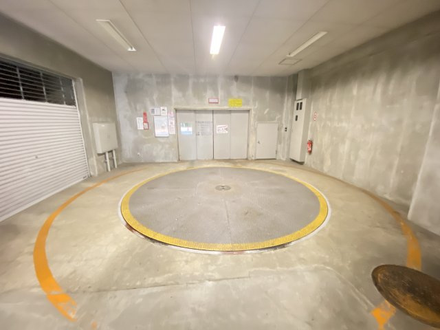 シティハイツ松戸 の駐車場