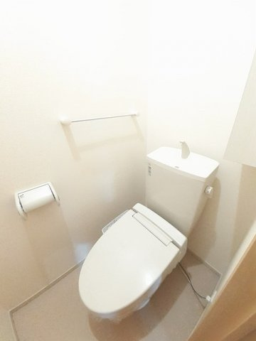 アネッサ　Ａのトイレ|清潔感のあるトイレです