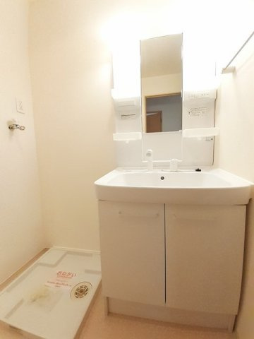 アネッサ　Ａの洗面所|忙しい朝には欠かせない洗面所です