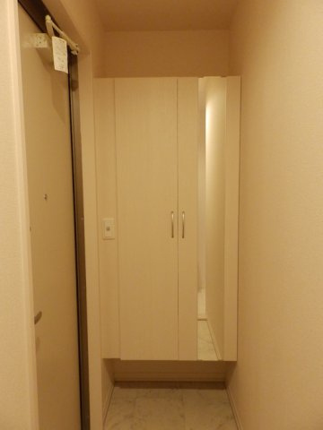 【玄関】 | アンベル新山口Ⅱ | 同間取り別部屋写真です。