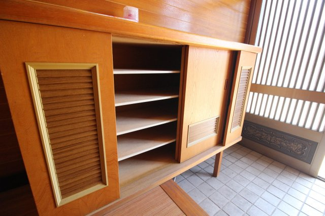 玉戸建の収納