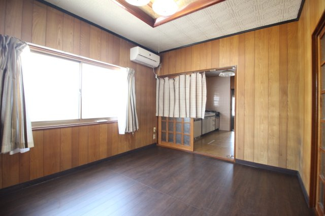 玉戸建の居間・リビング