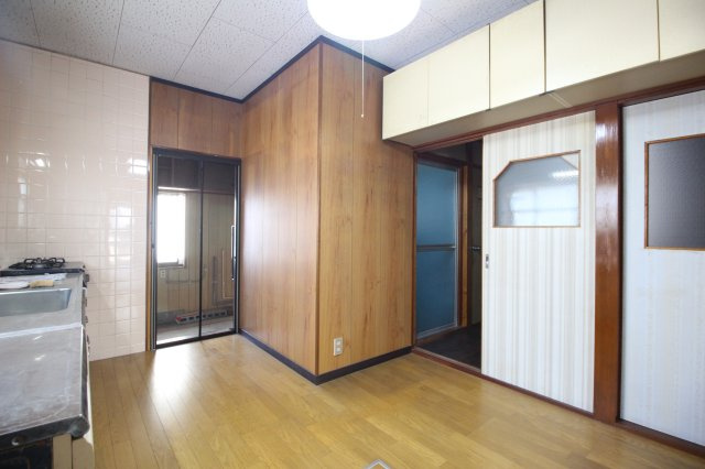 玉戸建の内装