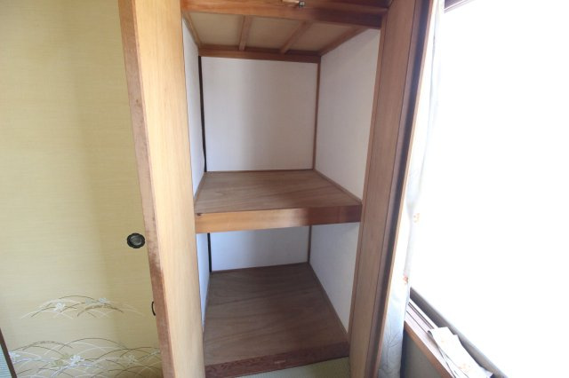 玉戸建の収納
