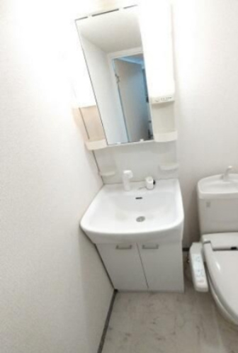 草加市高砂２丁目の賃貸マンションの独立洗面台