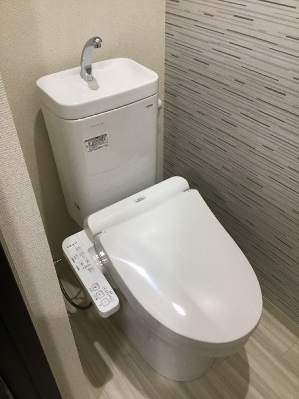 フジパレス西宮鳴尾のトイレ